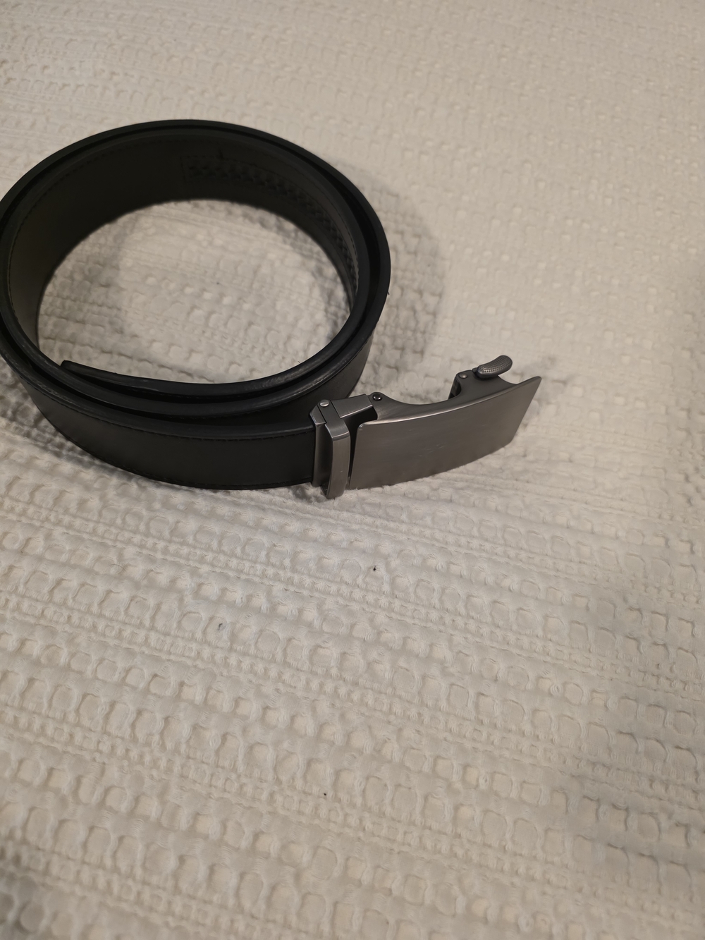 Men's Black Leather Belt with Brushed Silver Automatic Buckle